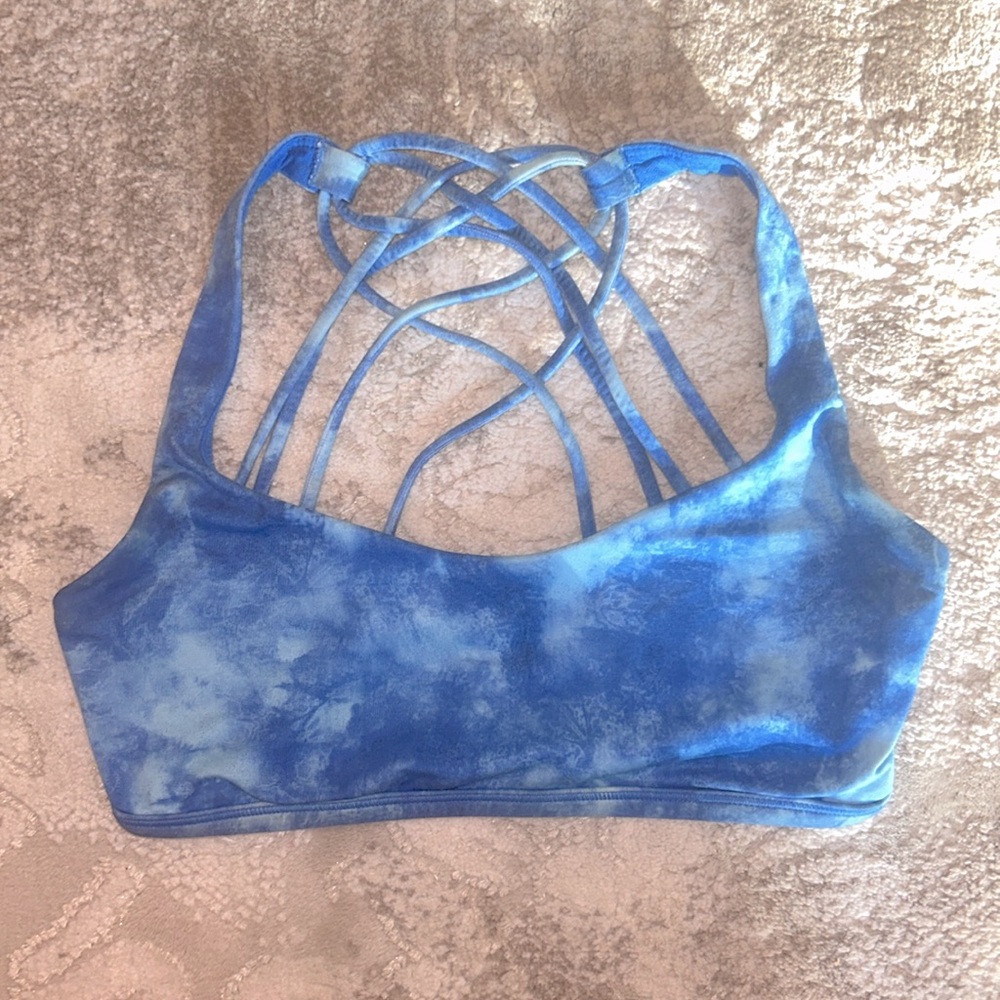 Lululemon free to be wild bra